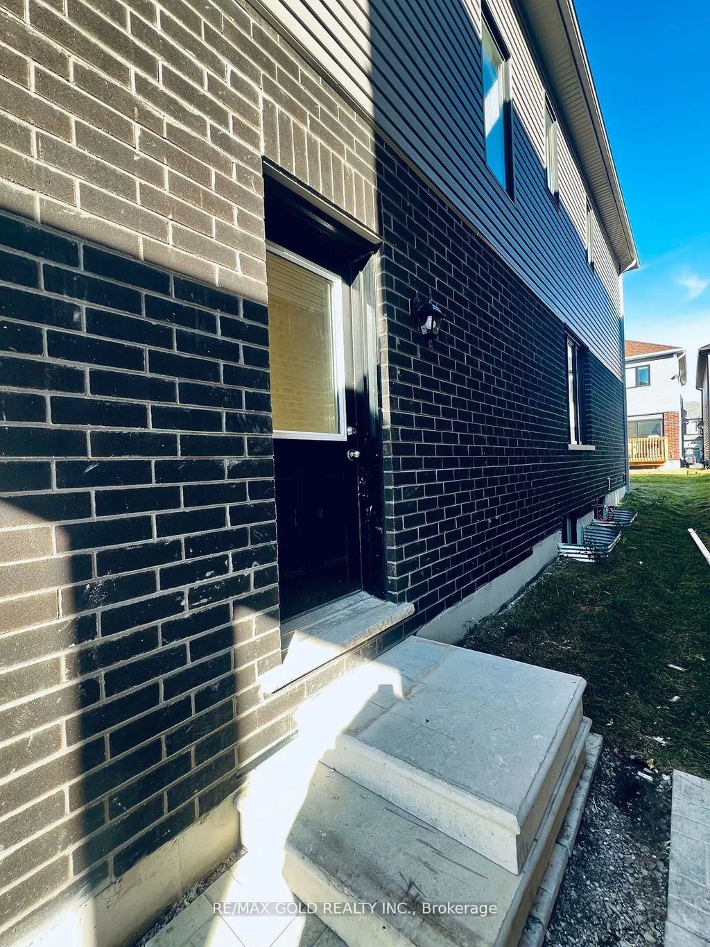 24 Hylton Drive Unit 1- Basement, Barrie