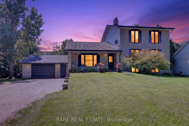 79 Caroline Street W, Clearview