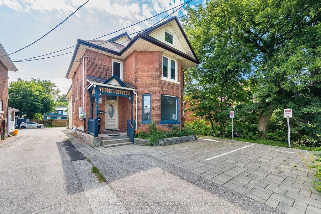 100 Essa Road, Barrie