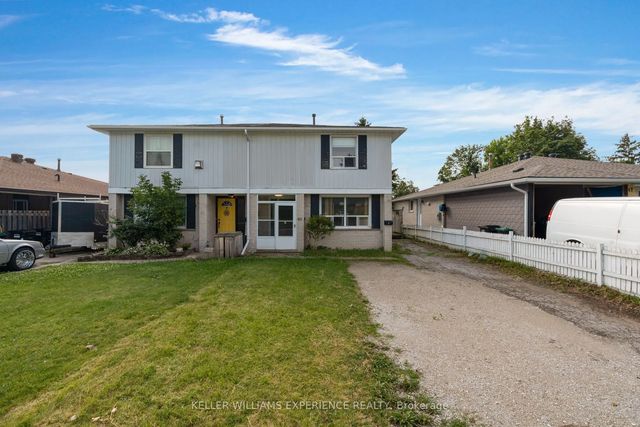 49 Daphne Crescent, Barrie