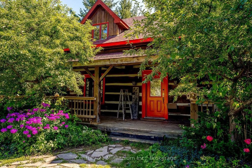 1547 County 42 Road, Clearview