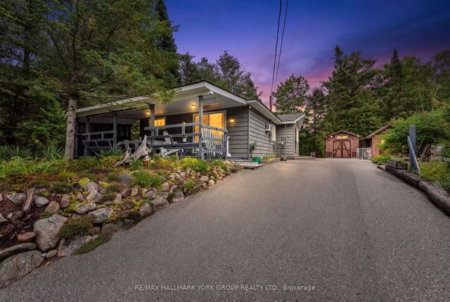 1085 River Road E, Wasaga Beach