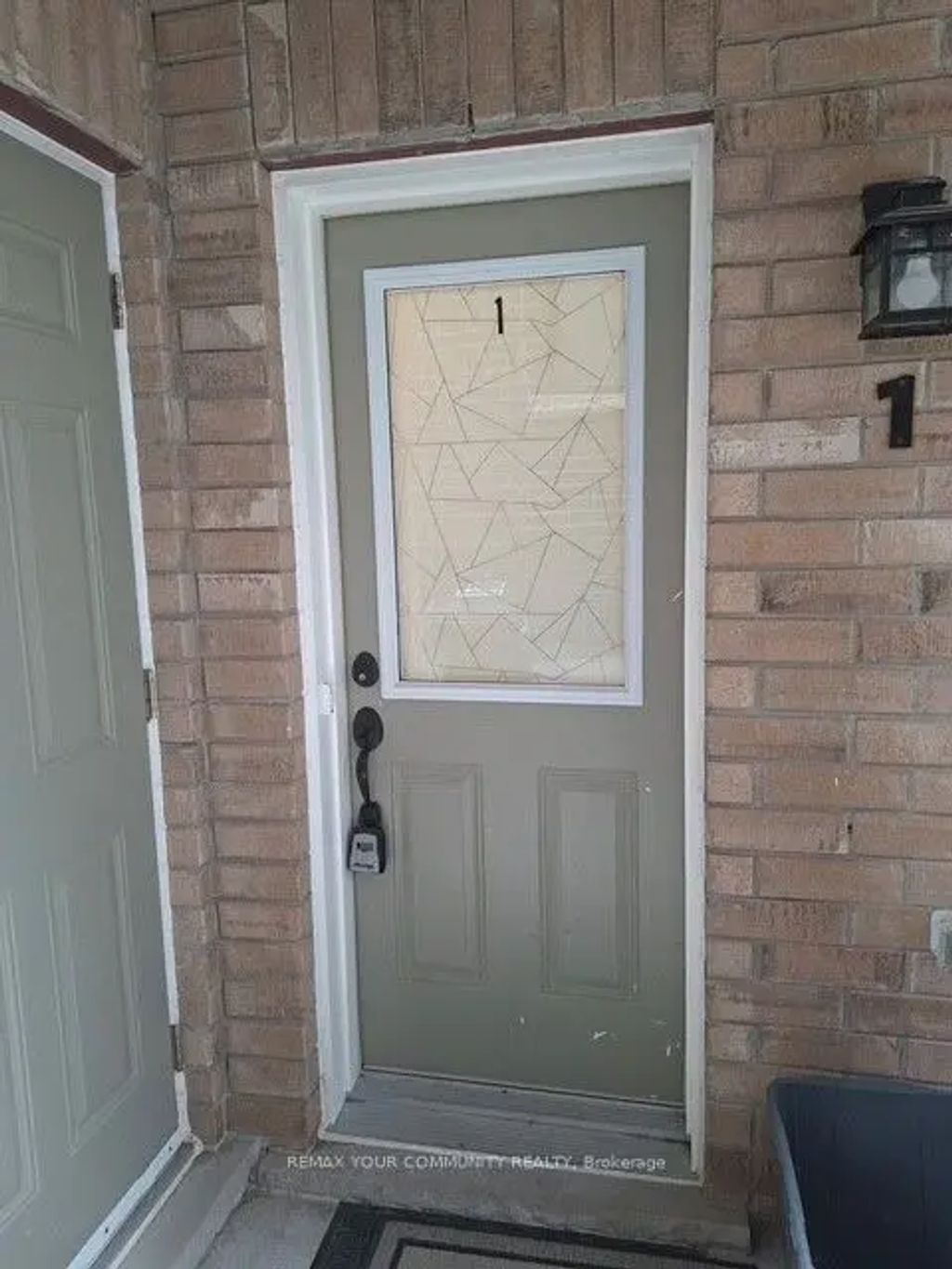 23 Hay Lane 1, Barrie