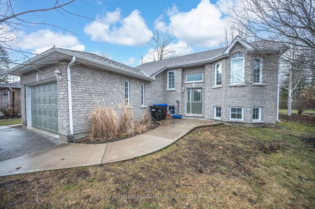 32 54th Street S Lower, Wasaga Beach