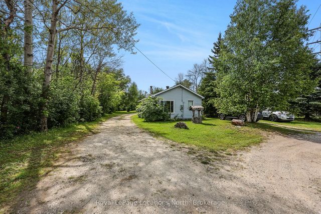 9031 Beachwood Road, Wasaga Beach