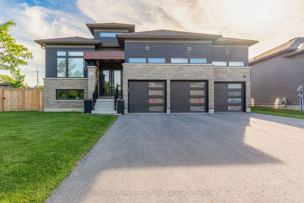 1 Chiara Drive, Wasaga Beach