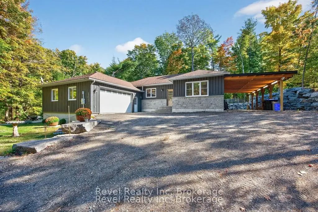 683 Lafontaine Road W, Tiny