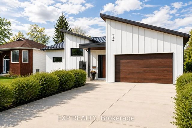 236 Cox Mill Road, Barrie