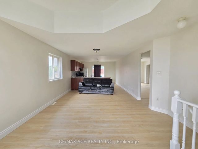 48 Ambler Bay N/a Main, Barrie