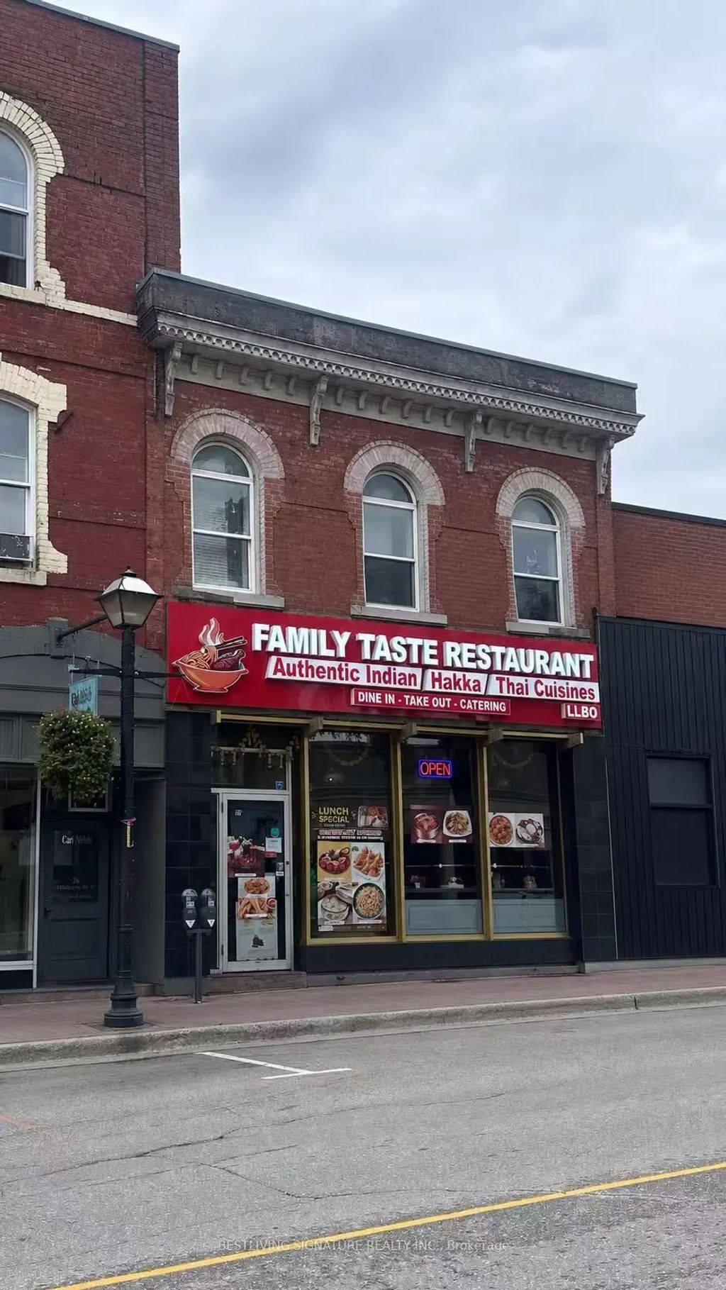28 Mississaga Street E, Orillia