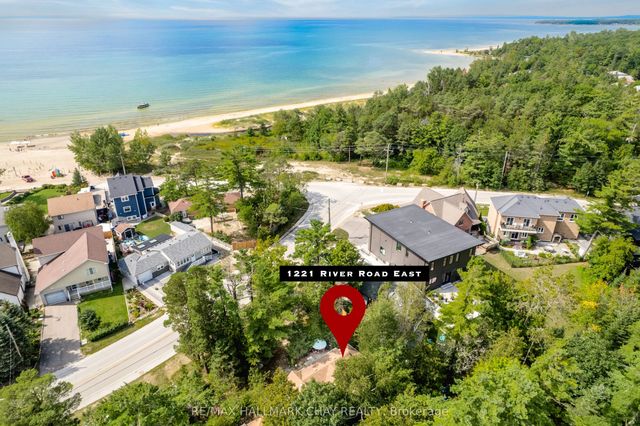 1221 River Road E, Wasaga Beach