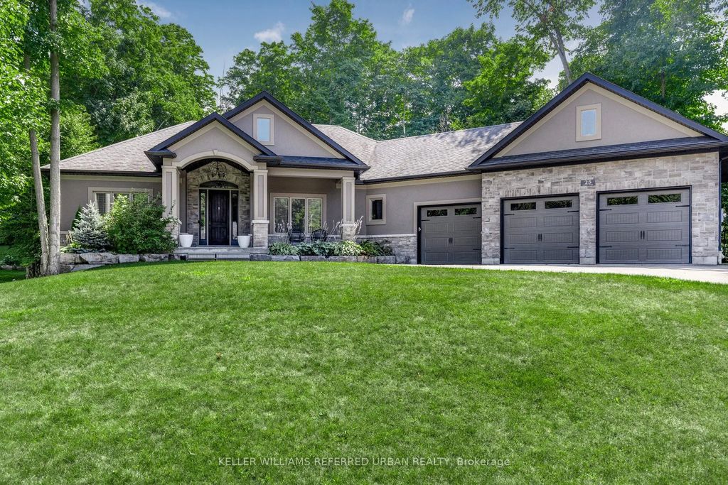 25 Heron Boulevard, Springwater