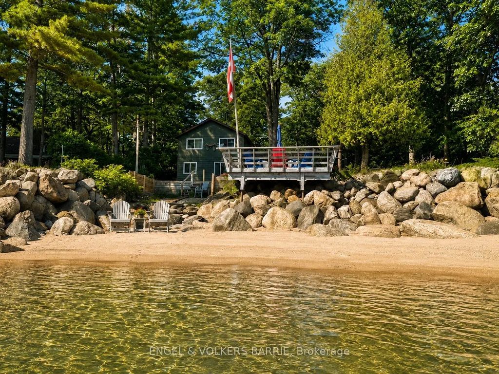 1784 Tiny Beaches Road S, Tiny