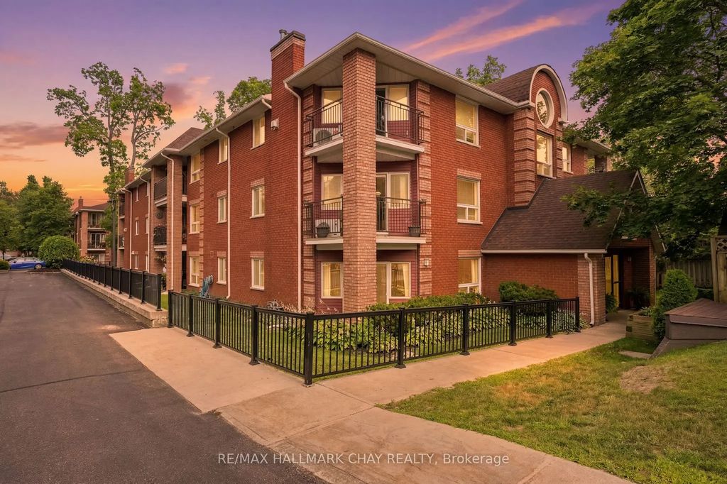 131 Clapperton Street 201, Barrie