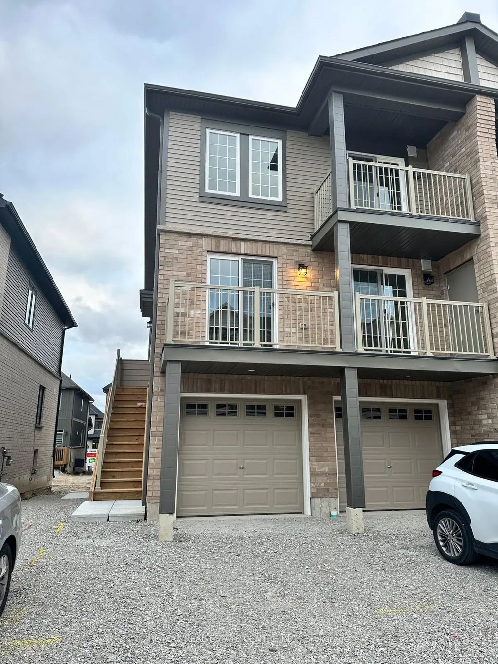 9 Hay Lane, Barrie