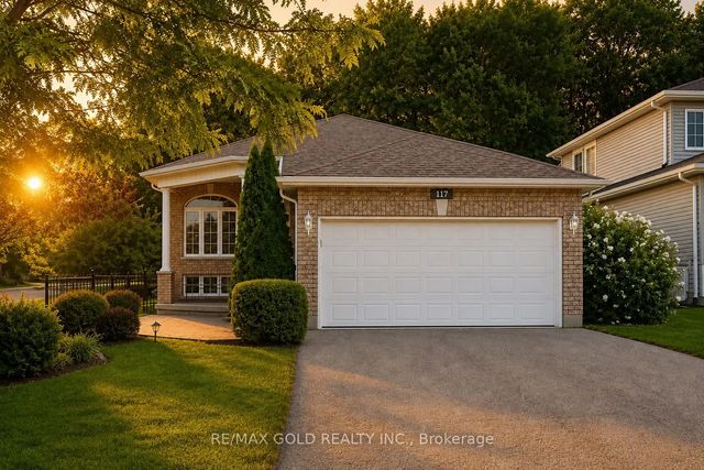 117 Wawinet Street, Midland