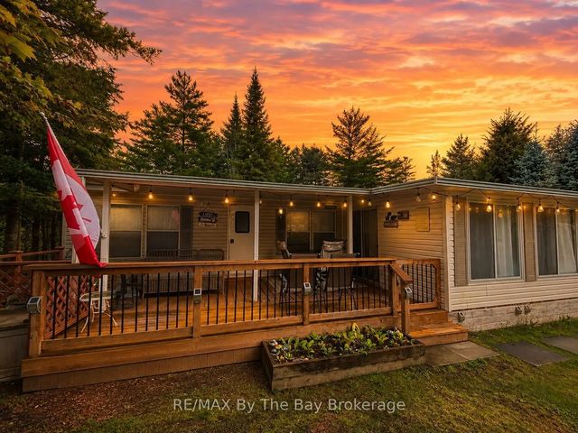 85 Theme Park Drive 168, Wasaga Beach