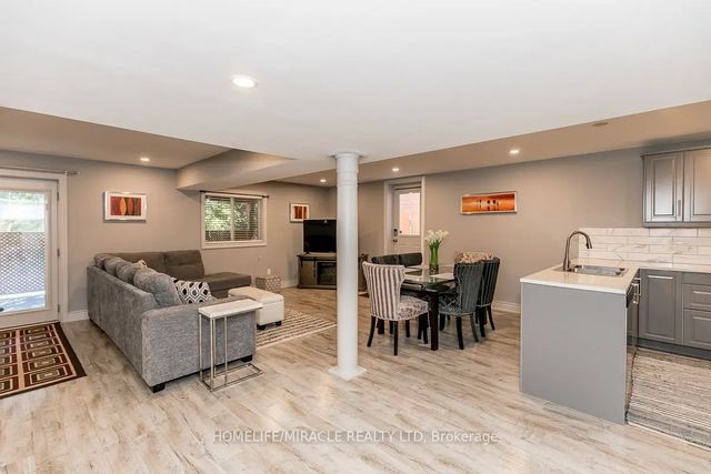 60 Edwards Drive Basement, Barrie