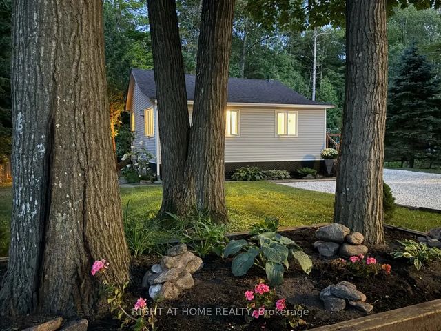 605 Oxbow Park Drive, Wasaga Beach