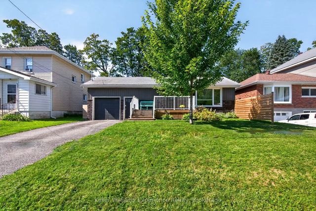 128 Ninth Street, Midland