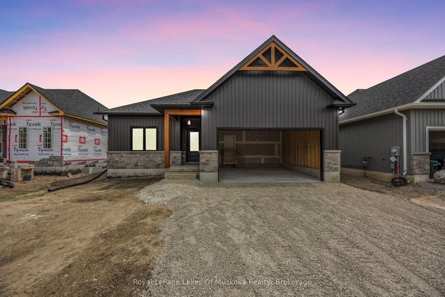 114 Brandon Avenue, Severn