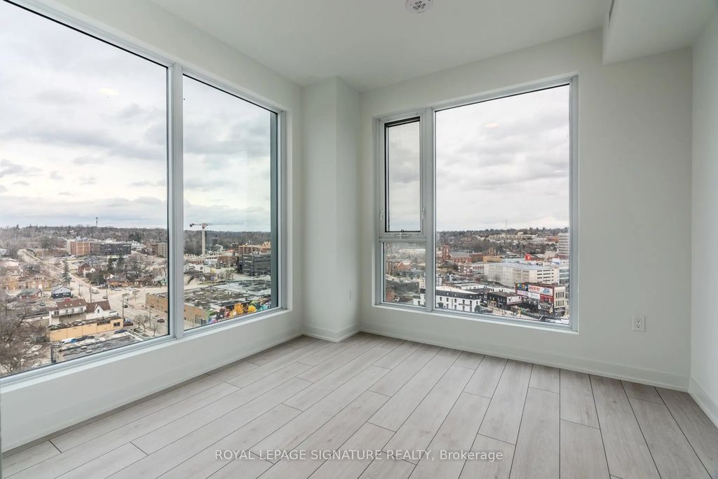39 Mary Street 1305, Barrie