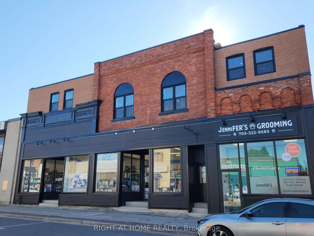 9 Queen Street W 201, Springwater