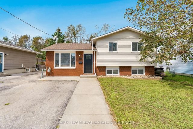 396 Mary Street, Orillia
