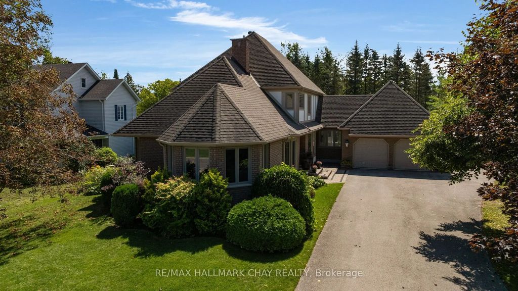 9 Howard Drive, Oro-Medonte
