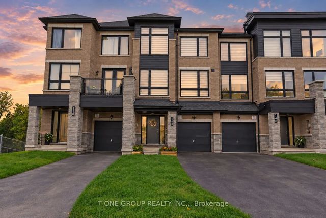 148 Blue Forest Crescent, Barrie
