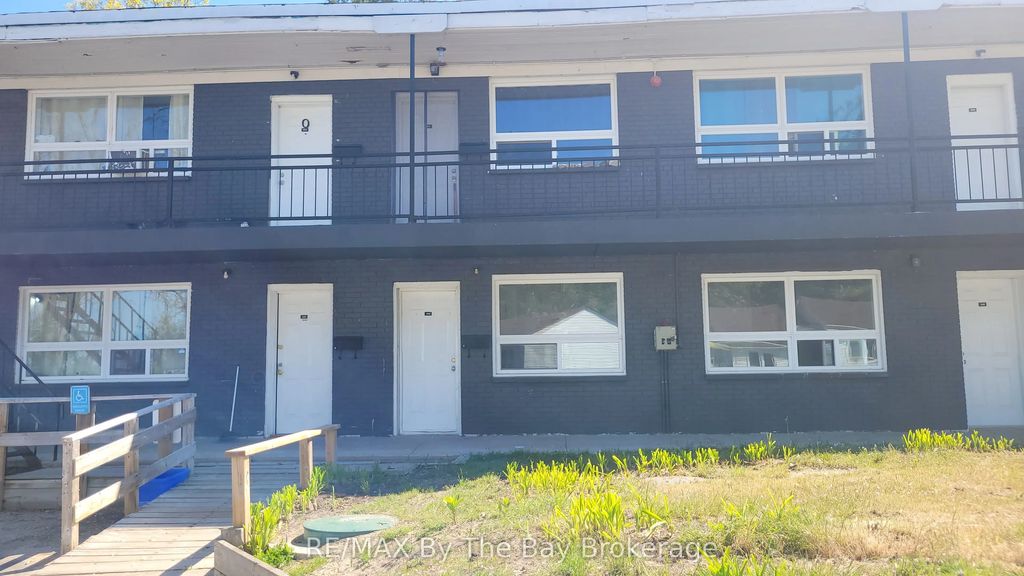 280 River Road E A05, Wasaga Beach