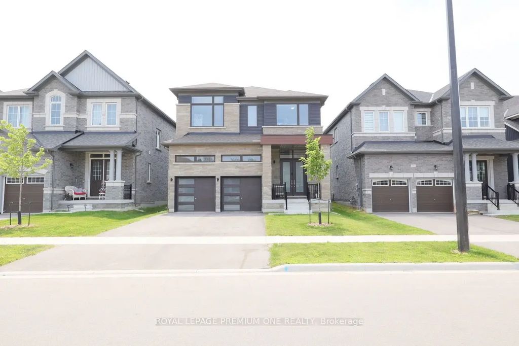 13 Simona Avenue, Wasaga Beach