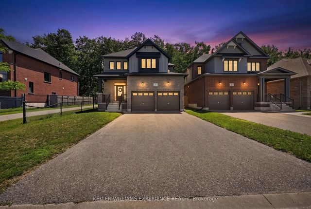 25 Atlantis Drive, Orillia