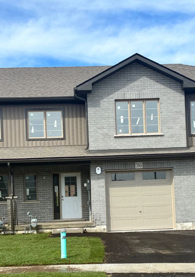 36 Strath Crescent, Springwater