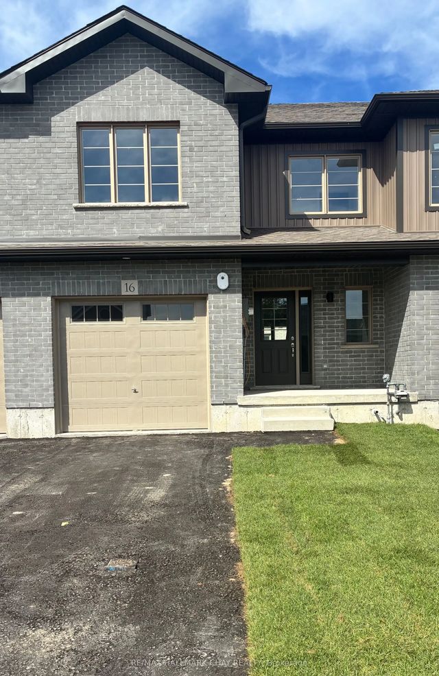 12 Beverly Street, Springwater