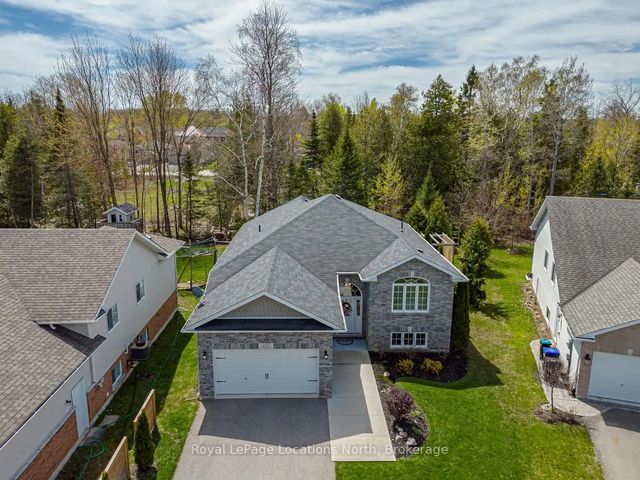 155 Lily Drive, Wasaga Beach