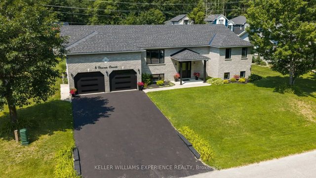 4 Downer Crescent, Wasaga Beach