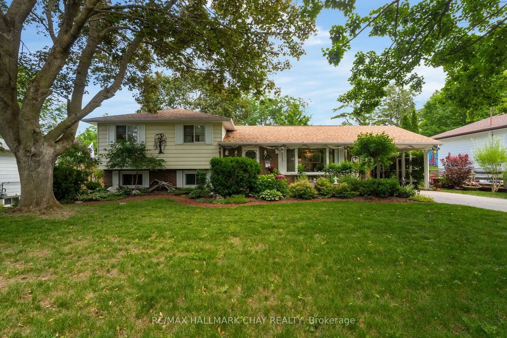 82 Fourth Street, Orillia