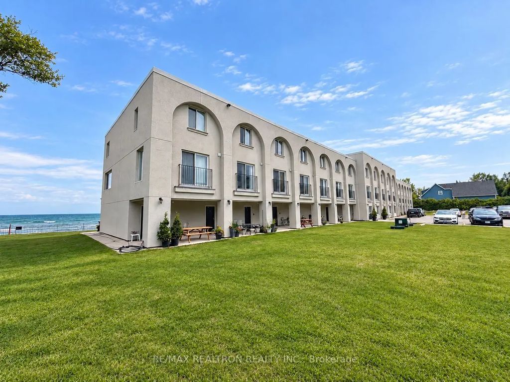 1064 Tiny Beaches Road S 2, Tiny