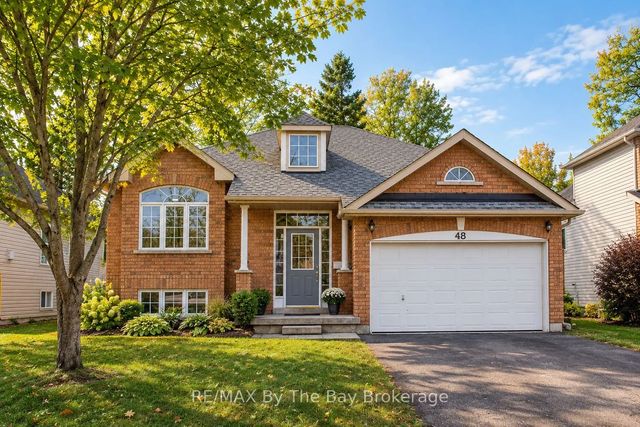 48 Rose Valley Way, Wasaga Beach