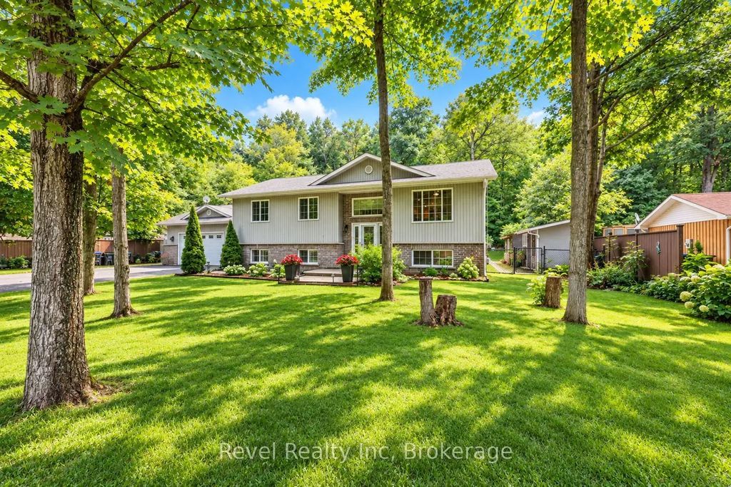 117 Desroches Trail, Tiny