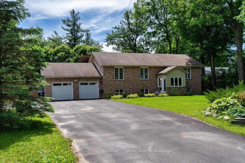 1192 St. Vincent Street, Springwater