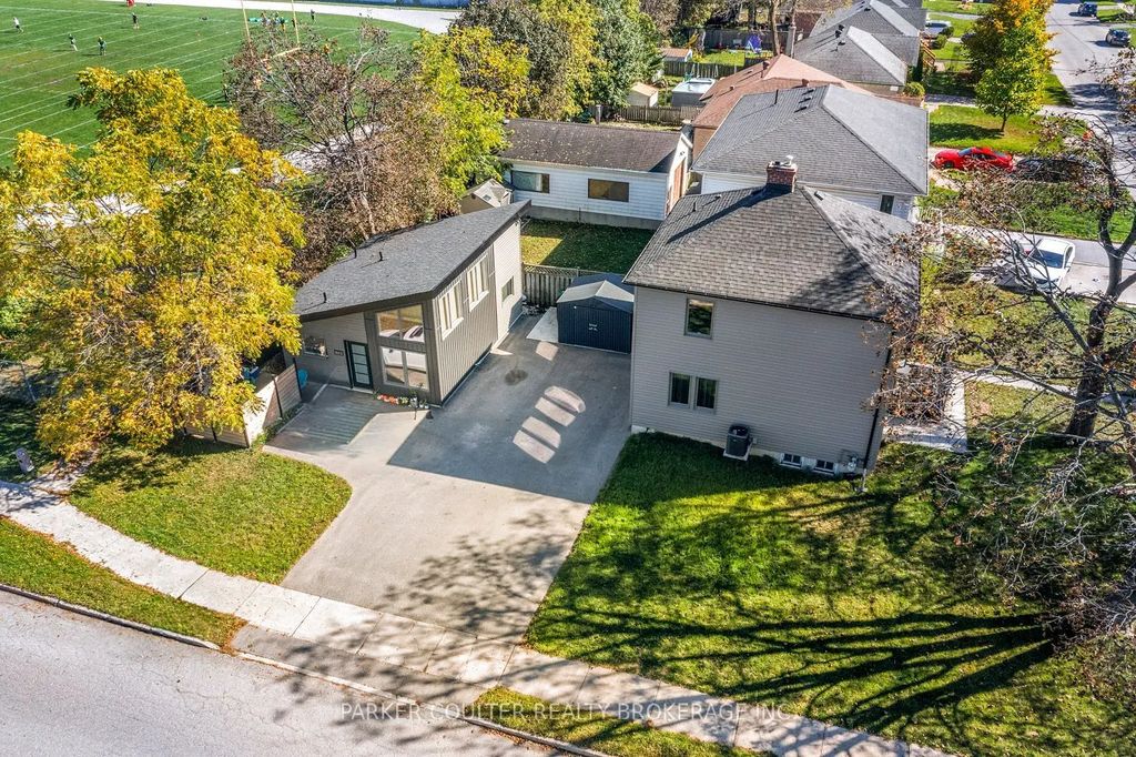 71 Newton Street, Barrie