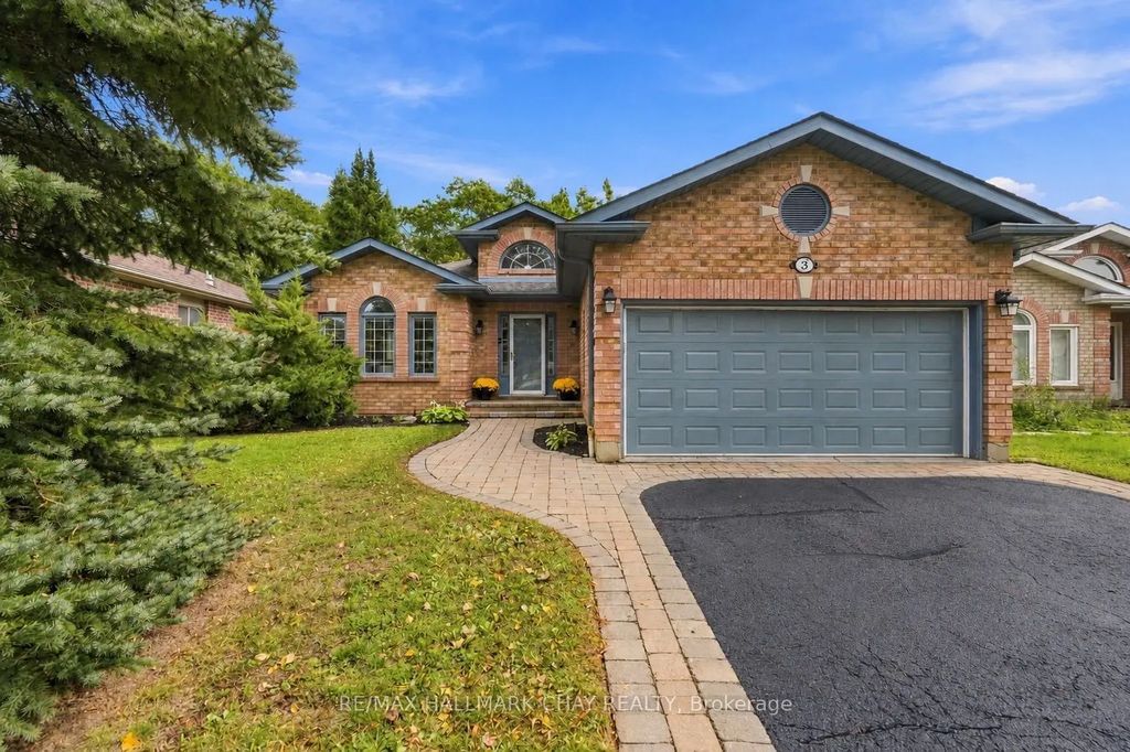3 Maw Court, Barrie