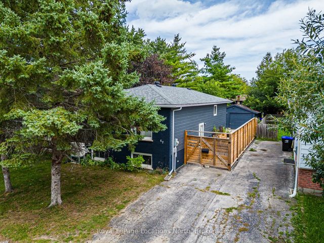 47 Courtice Crescent, Collingwood