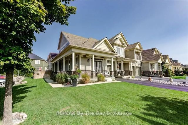 300 Stonebridge Boulevard, Wasaga Beach
