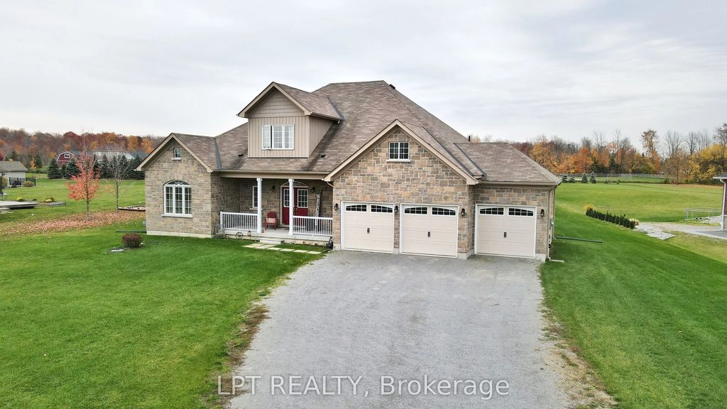 12 Plowright Road, Springwater