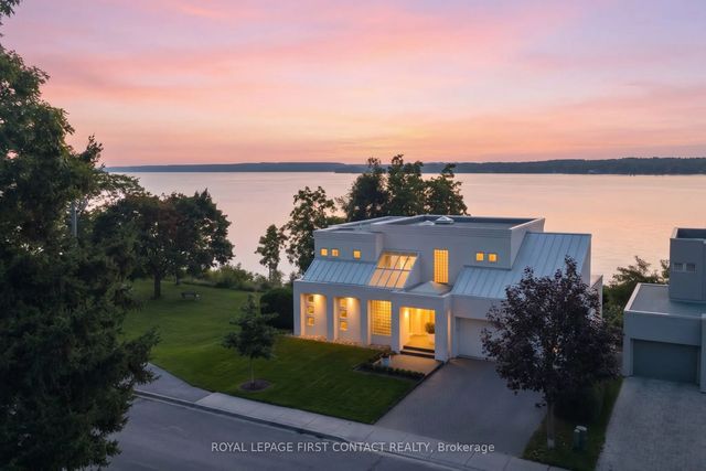51 Kempenfelt Drive, Barrie