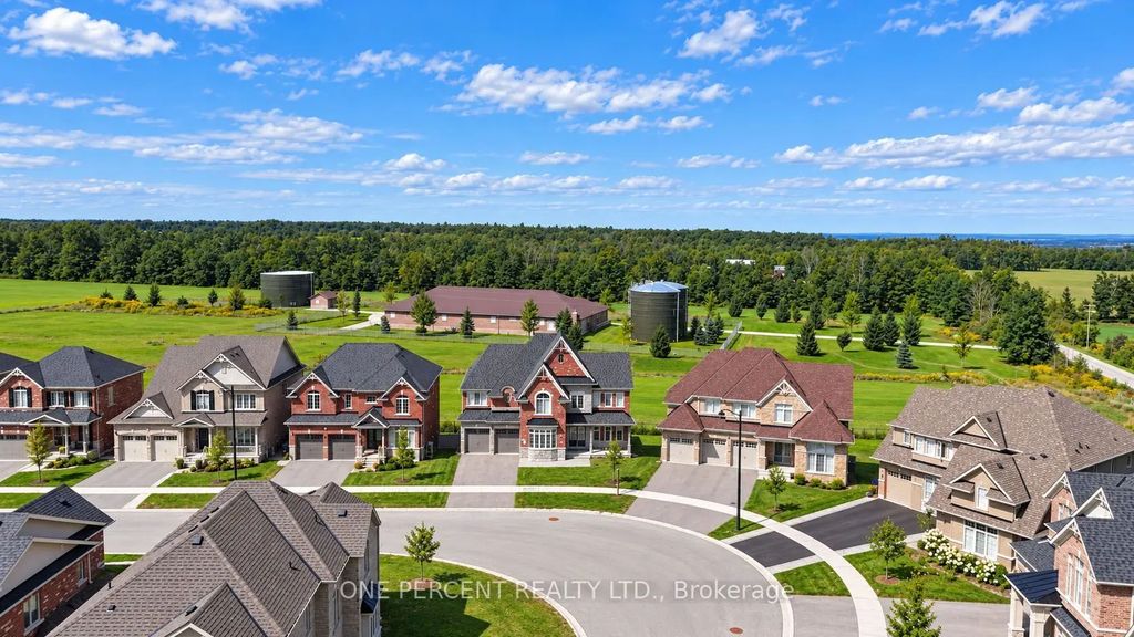 29 Sanford Circle, Springwater