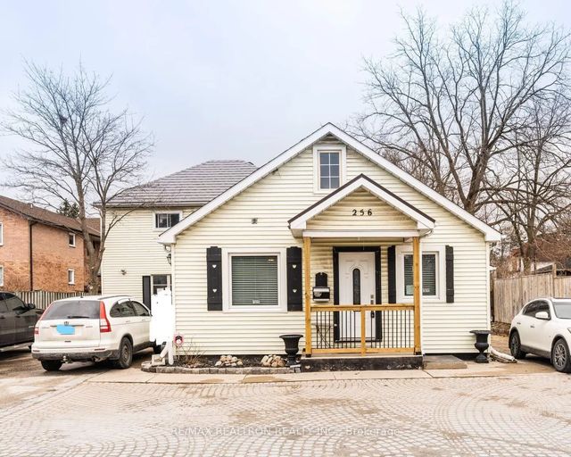 256 Dunlop Street W, Barrie